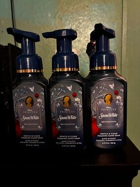 Disney Snow White 3 Pc Foaming Hand Soap